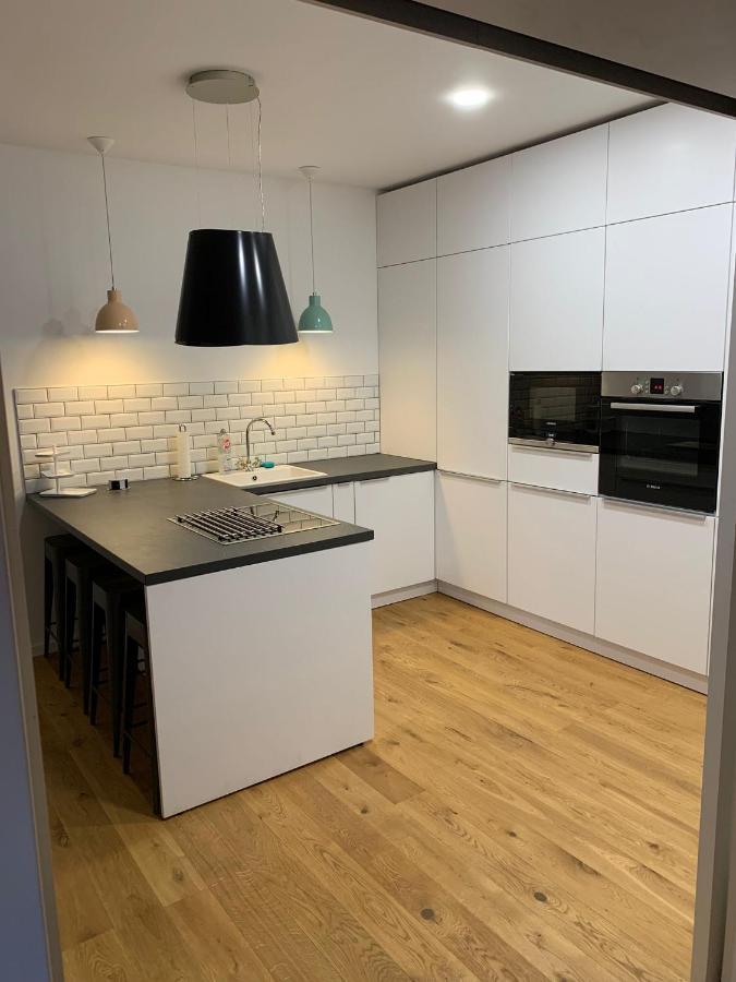 Orient Express Paris-Pressburg By Zazi Apartment Bagian luar foto