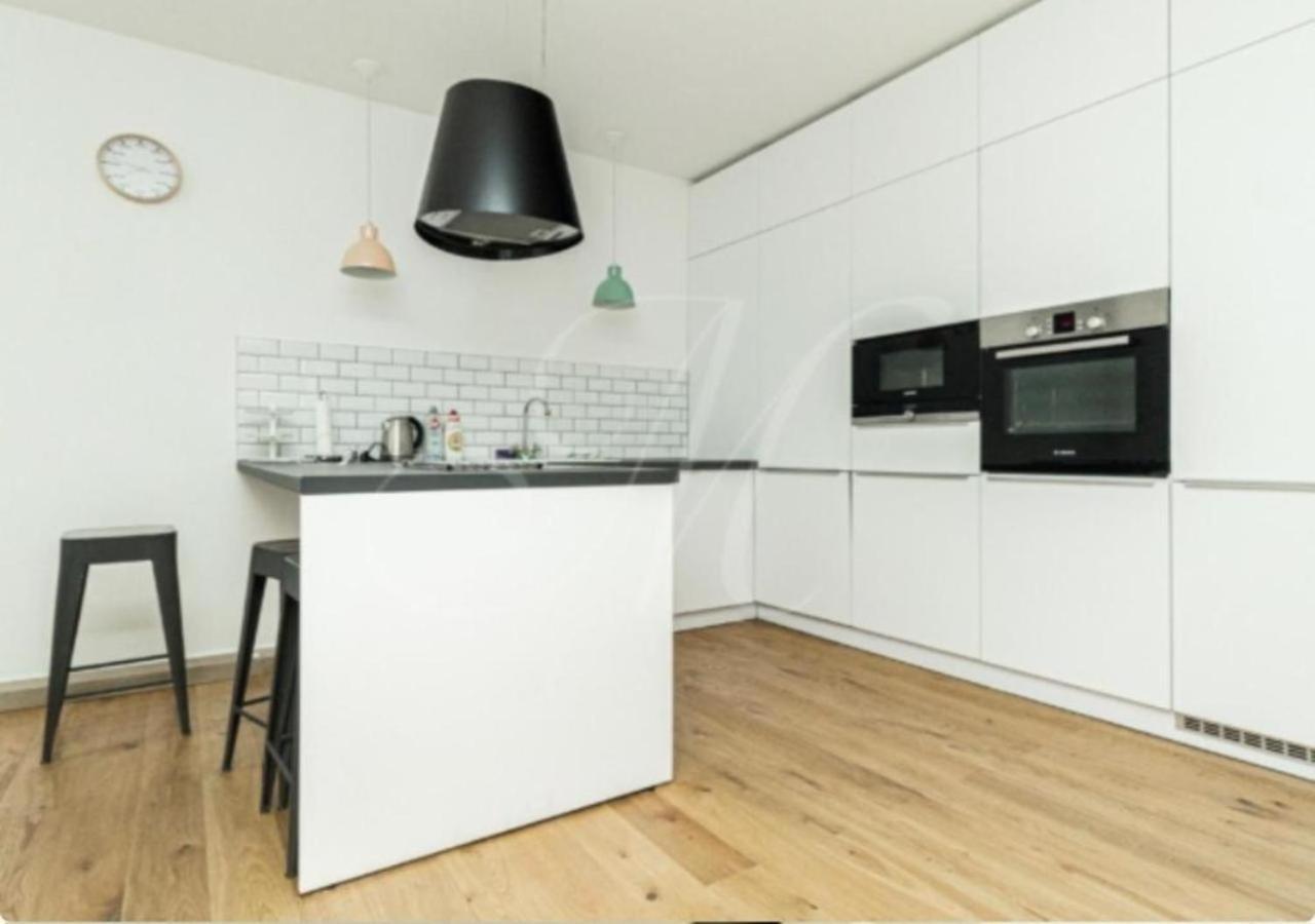 Orient Express Paris-Pressburg By Zazi Apartment Bagian luar foto
